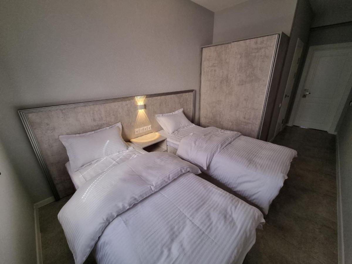 Revel Hotel Tachkent Extérieur photo