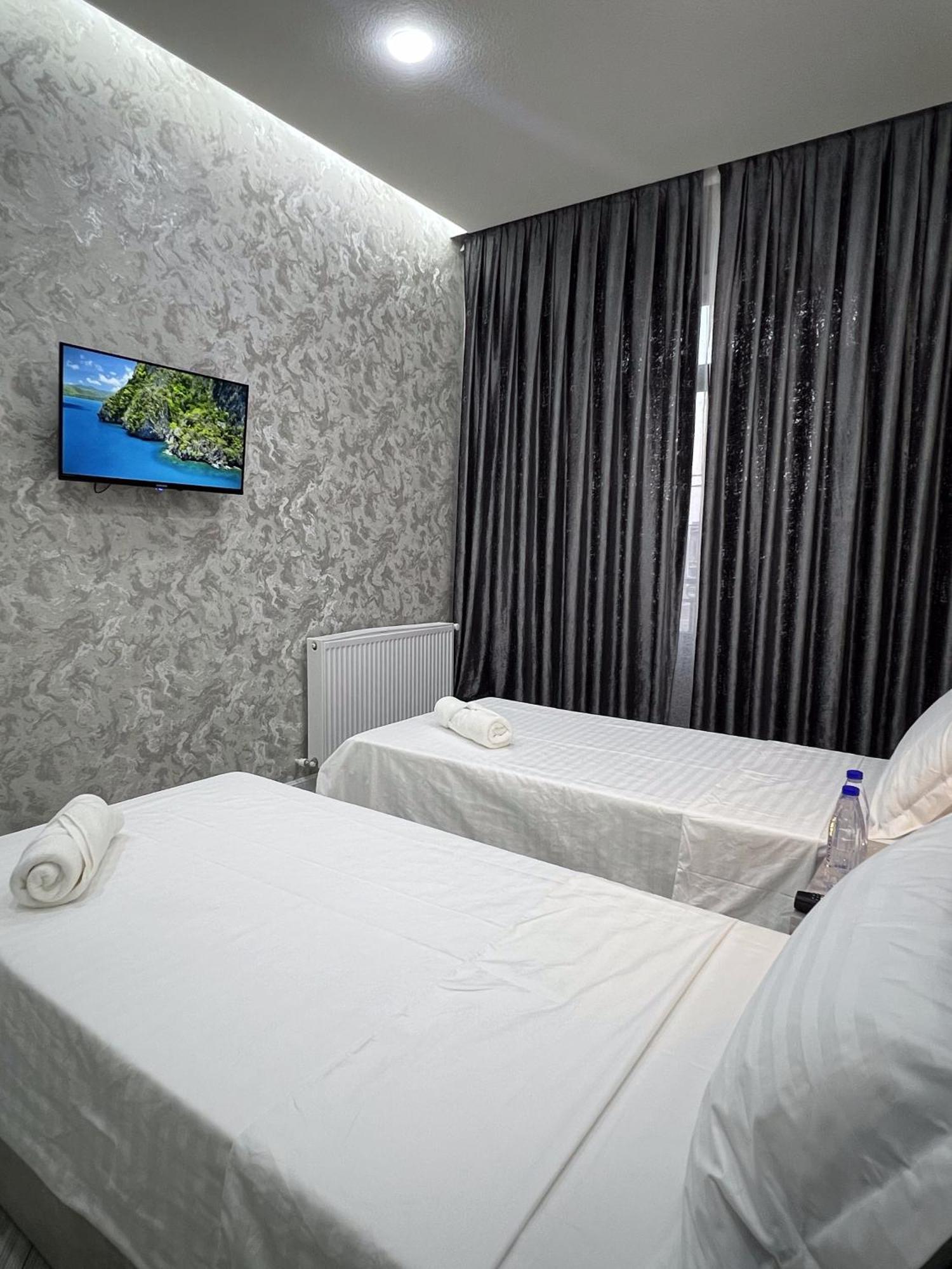 Revel Hotel Tachkent Extérieur photo