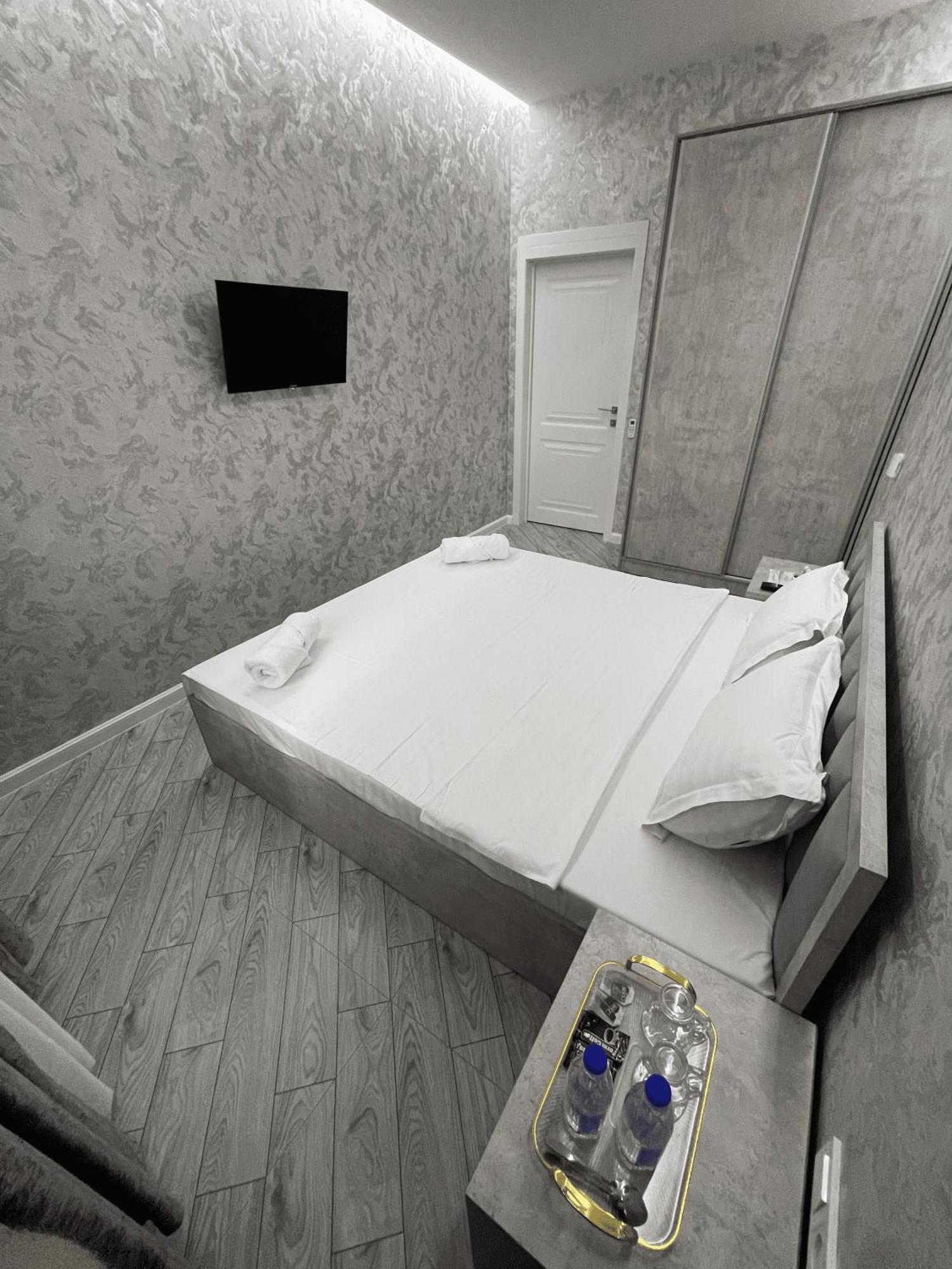 Revel Hotel Tachkent Extérieur photo